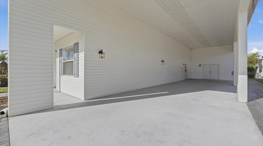Polk City, Florida 33868, 2 Bedroom Bedrooms, ,2 Bathroombathrooms,Residential,For Sale,Motorcoach,0,Mfrl4964341