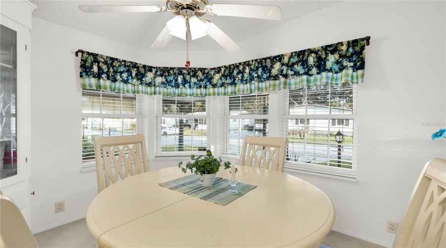 Davenport, Florida 33897, 2 Bedroom Bedrooms, ,2 Bathroombathrooms,Residential,For Sale,Sue,0,Mfrs5156388