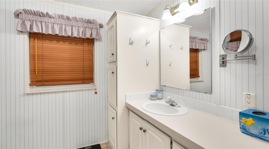 Davenport, Florida 33897, 2 Bedroom Bedrooms, ,2 Bathroombathrooms,Residential,For Sale,Sue,0,Mfrs5156388