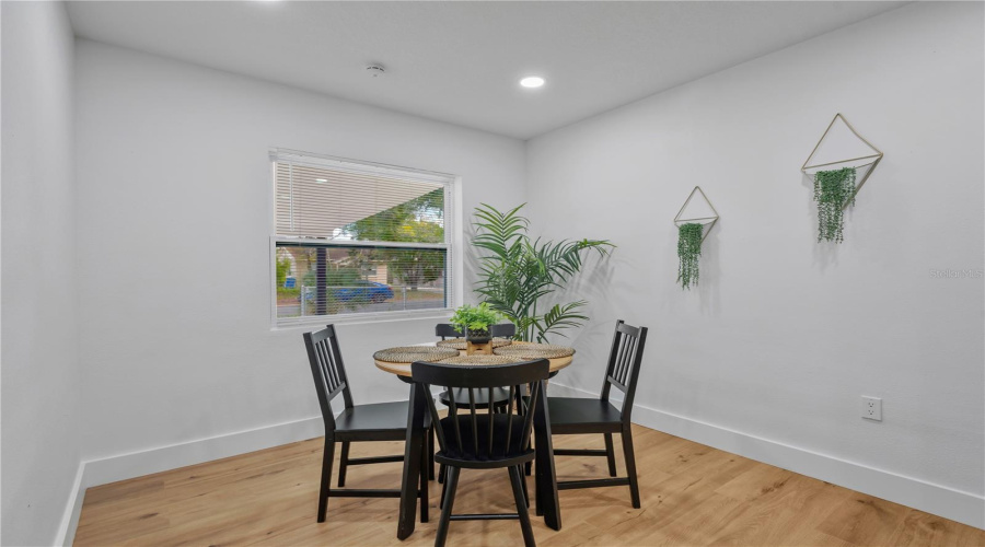 St Petersburg, Florida 33712, 3 Bedroom Bedrooms, ,1 Bathroombathrooms,Residential,For Sale,6Th,0,Mfrw7884730