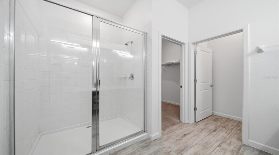 Primary Bathroom (Second Level)