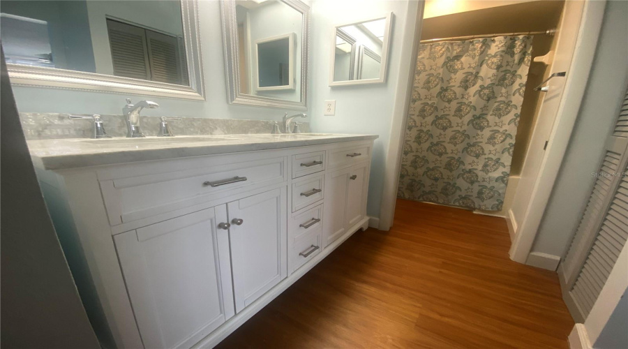 Venice, Florida 34285, 2 Bedroom Bedrooms, ,2 Bathroombathrooms,Residential,For Sale,Fenwick,0,Mfrn6145478