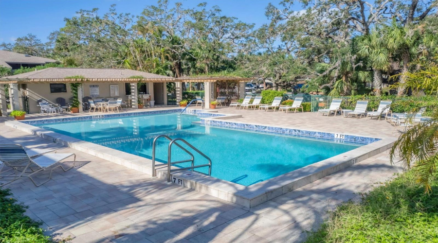 Sarasota, Florida 34231, 2 Bedroom Bedrooms, ,2 Bathroombathrooms,Residential,For Sale,Cross Creek,0,Mfra4685552