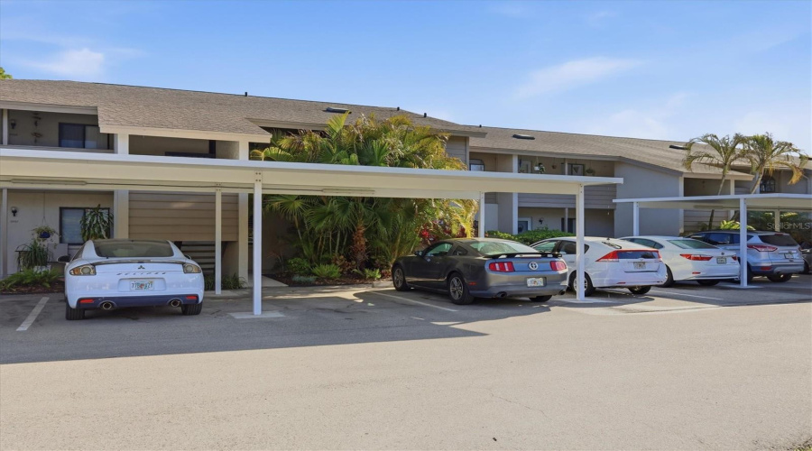 Sarasota, Florida 34231, 2 Bedroom Bedrooms, ,2 Bathroombathrooms,Residential,For Sale,Cross Creek,0,Mfra4685552
