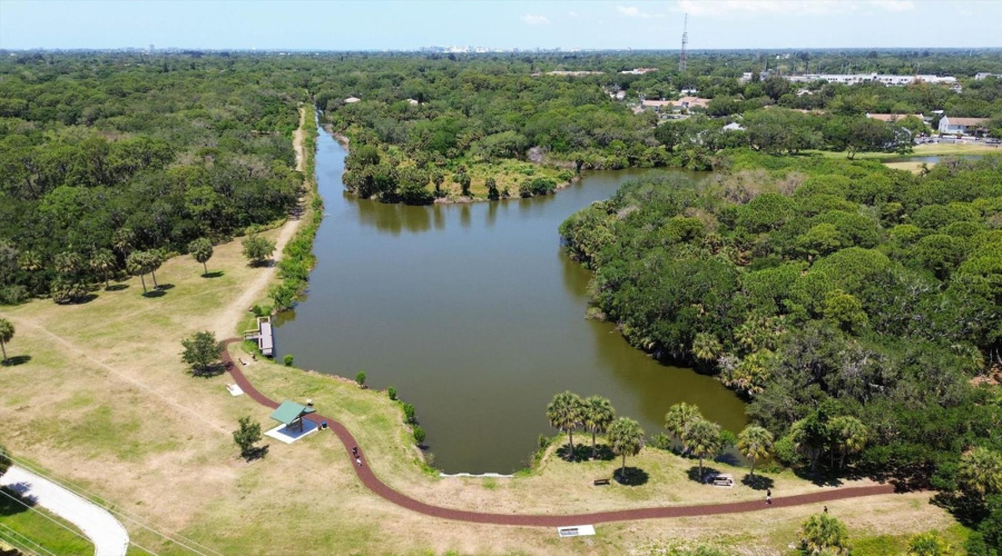 Sarasota, Florida 34231, 2 Bedroom Bedrooms, ,2 Bathroombathrooms,Residential,For Sale,Cross Creek,0,Mfra4685552