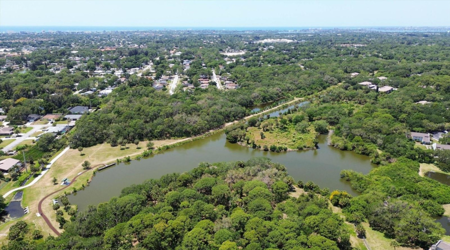 Sarasota, Florida 34231, 2 Bedroom Bedrooms, ,2 Bathroombathrooms,Residential,For Sale,Cross Creek,0,Mfra4685552