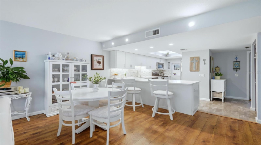 Open Floor Plan Kitchen/Dining