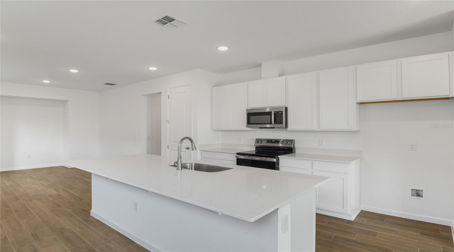 Lake Hamilton, Florida 33851, 3 Bedroom Bedrooms, ,2 Bathroombathrooms,Residential,For Sale,Clover,0,Mfrs5124627