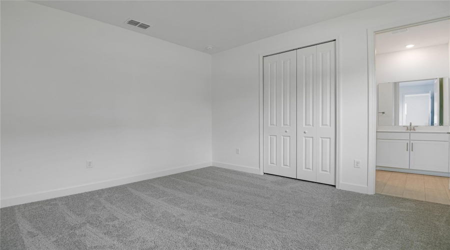 Mount Dora, Florida 32757, 5 Bedroom Bedrooms, ,3 Bathroombathrooms,Residential,For Sale,Cloud Ridge,0,Mfrs5127257