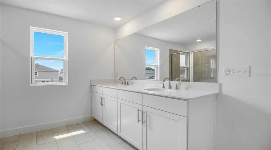Mount Dora, Florida 32757, 5 Bedroom Bedrooms, ,3 Bathroombathrooms,Residential,For Sale,Cloud Ridge,0,Mfrs5127257