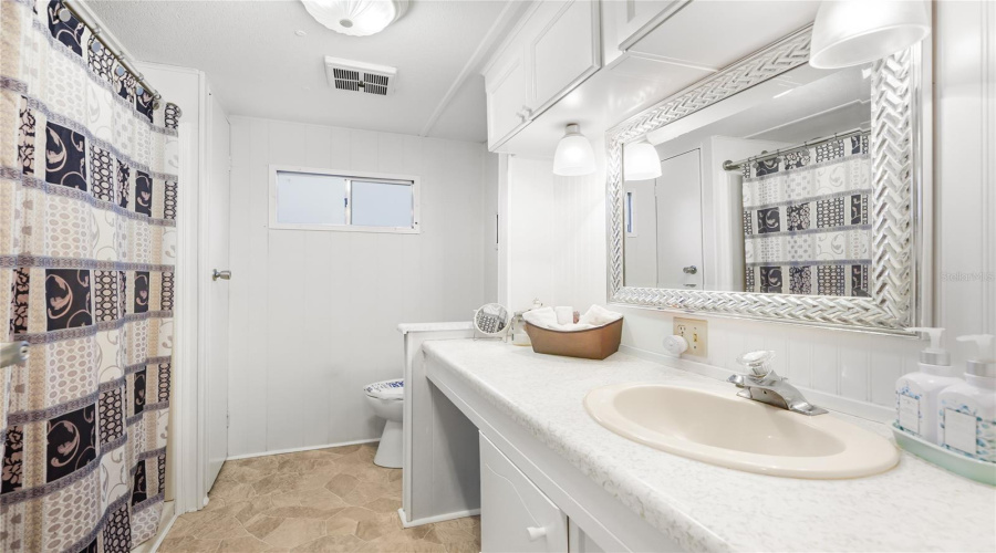 Englewood, Florida 34223, 3 Bedroom Bedrooms, ,2 Bathroombathrooms,Residential,For Sale,Englewood,0,Mfra4702357