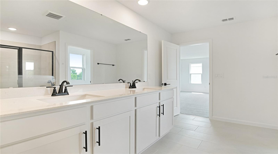 Tavares, Florida 32778, 4 Bedroom Bedrooms, ,3 Bathroombathrooms,Residential,For Sale,Macchi,0,Mfrs5146160
