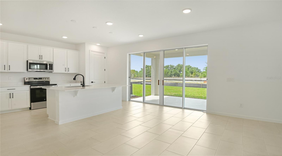 Tavares, Florida 32778, 4 Bedroom Bedrooms, ,3 Bathroombathrooms,Residential,For Sale,Macchi,0,Mfrs5146160