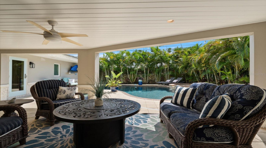 Belleair, Florida 33756, 4 Bedroom Bedrooms, ,4 Bathroombathrooms,Residential,For Sale,Park,0,Mfrtb8542534