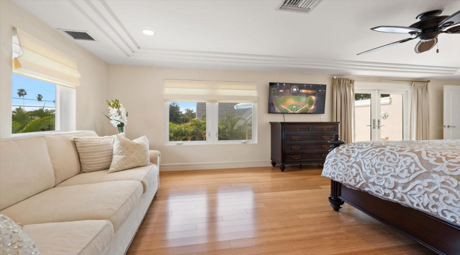 Belleair, Florida 33756, 4 Bedroom Bedrooms, ,4 Bathroombathrooms,Residential,For Sale,Park,0,Mfrtb8542534