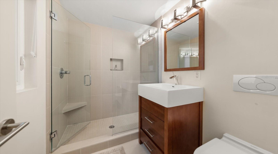 Belleair, Florida 33756, 4 Bedroom Bedrooms, ,4 Bathroombathrooms,Residential,For Sale,Park,0,Mfrtb8542534