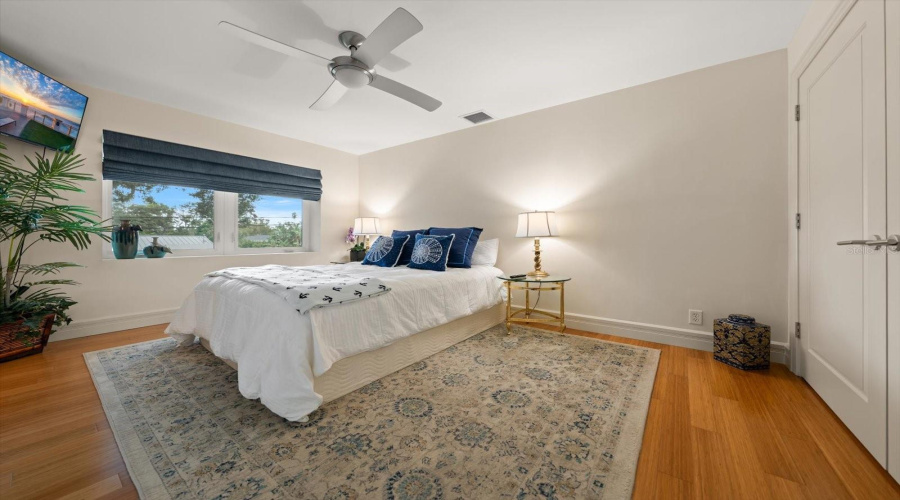Belleair, Florida 33756, 4 Bedroom Bedrooms, ,4 Bathroombathrooms,Residential,For Sale,Park,0,Mfrtb8542534