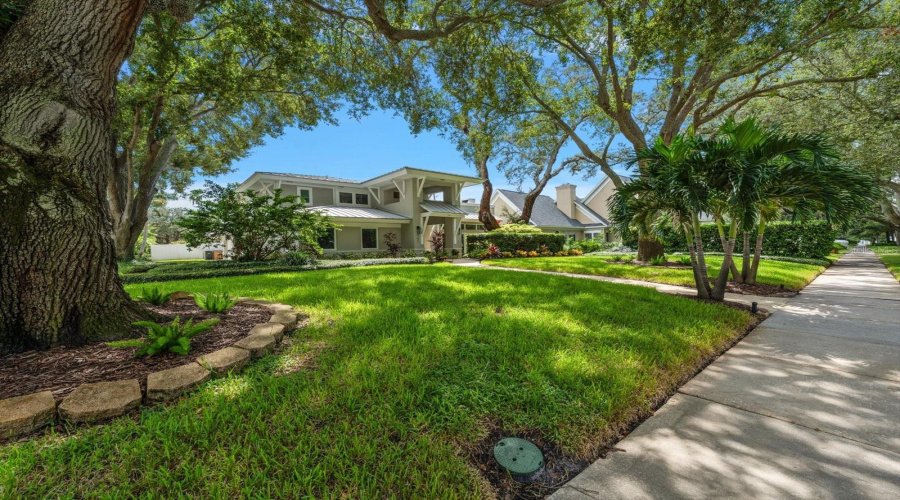 Belleair, Florida 33756, 4 Bedroom Bedrooms, ,4 Bathroombathrooms,Residential,For Sale,Park,0,Mfrtb8542534
