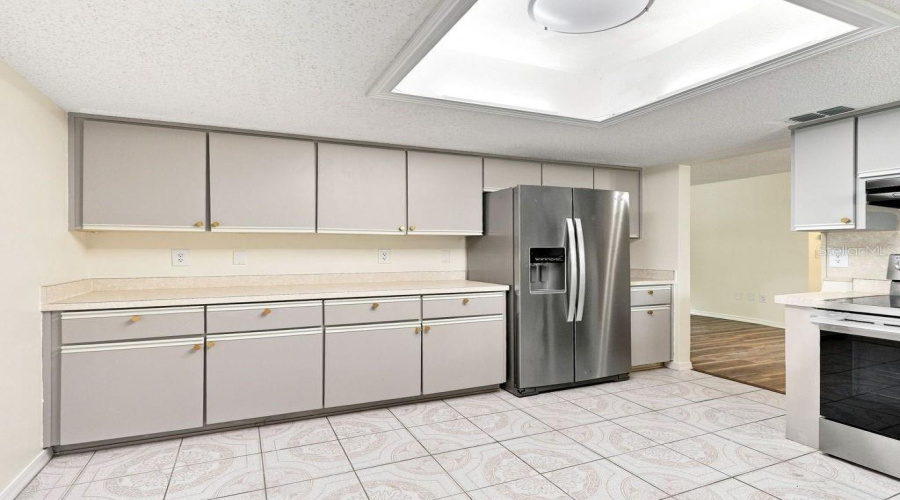 Summerfield, Florida 34491, 2 Bedroom Bedrooms, ,2 Bathroombathrooms,Residential,For Sale,108Th,0,Mfrtb8542986