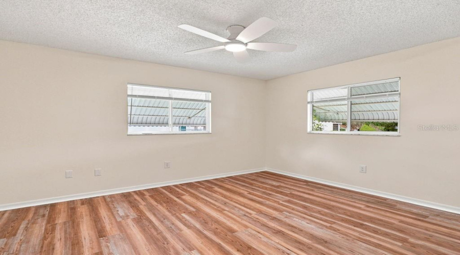 Summerfield, Florida 34491, 2 Bedroom Bedrooms, ,2 Bathroombathrooms,Residential,For Sale,108Th,0,Mfrtb8542986