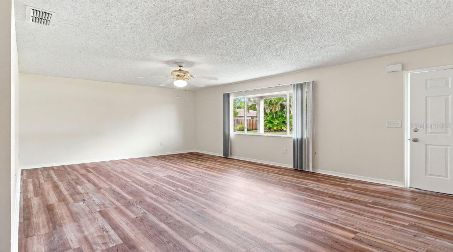 Summerfield, Florida 34491, 2 Bedroom Bedrooms, ,2 Bathroombathrooms,Residential,For Sale,108Th,0,Mfrtb8542986