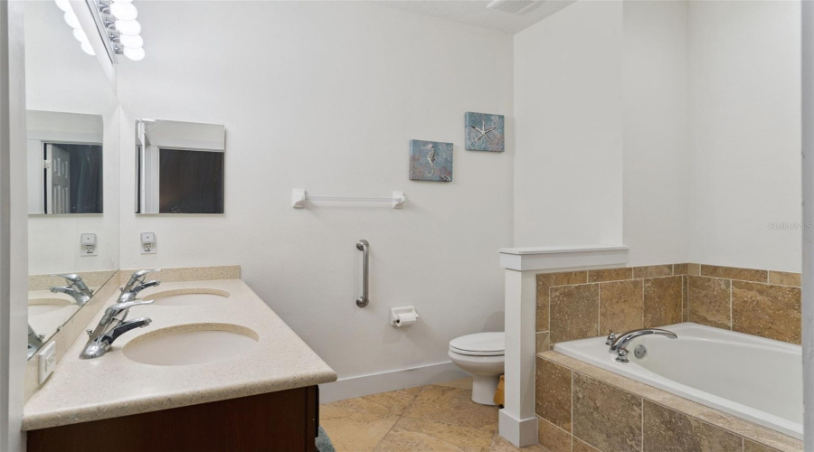 Mount Dora, Florida 32757, 4 Bedroom Bedrooms, ,2 Bathroombathrooms,Residential,For Sale,Tokara,0,Mfrv4950784