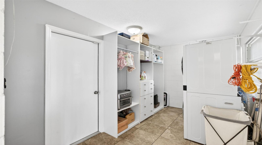 Laundry Room Storage
