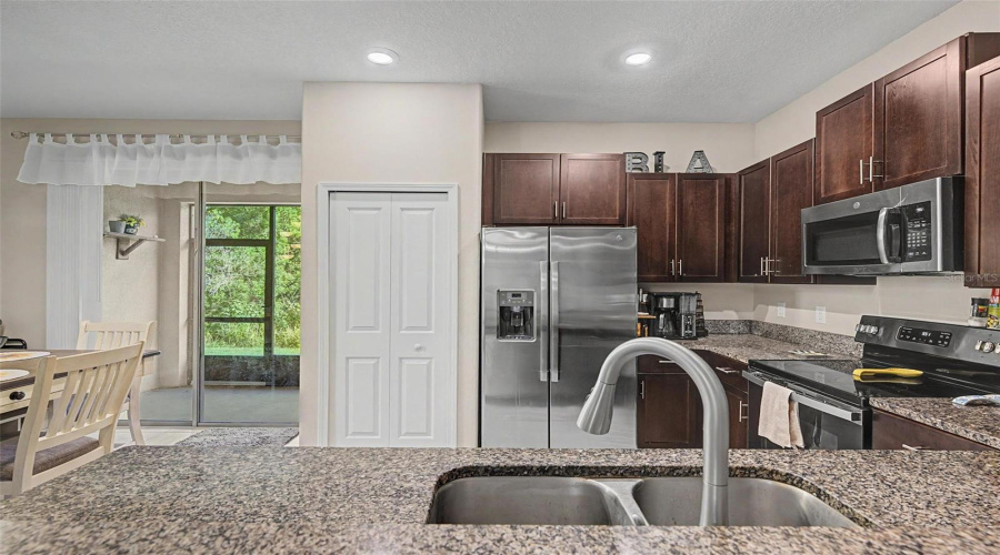 Sun City Center, Florida 33573, 3 Bedroom Bedrooms, ,2 Bathroombathrooms,Residential,For Sale,Pembrooke Pines,0,Mfrtb8542867