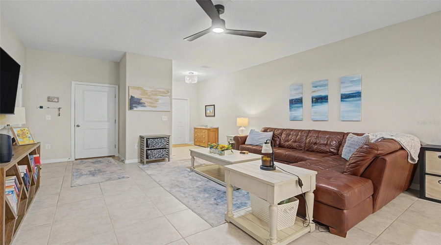 Sun City Center, Florida 33573, 3 Bedroom Bedrooms, ,2 Bathroombathrooms,Residential,For Sale,Pembrooke Pines,0,Mfrtb8542867