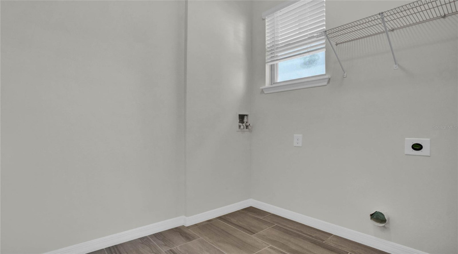 Winter Garden, Florida 34787, 3 Bedroom Bedrooms, ,2 Bathroombathrooms,Residential,For Sale,Hobe Sound,0,Mfro6362478