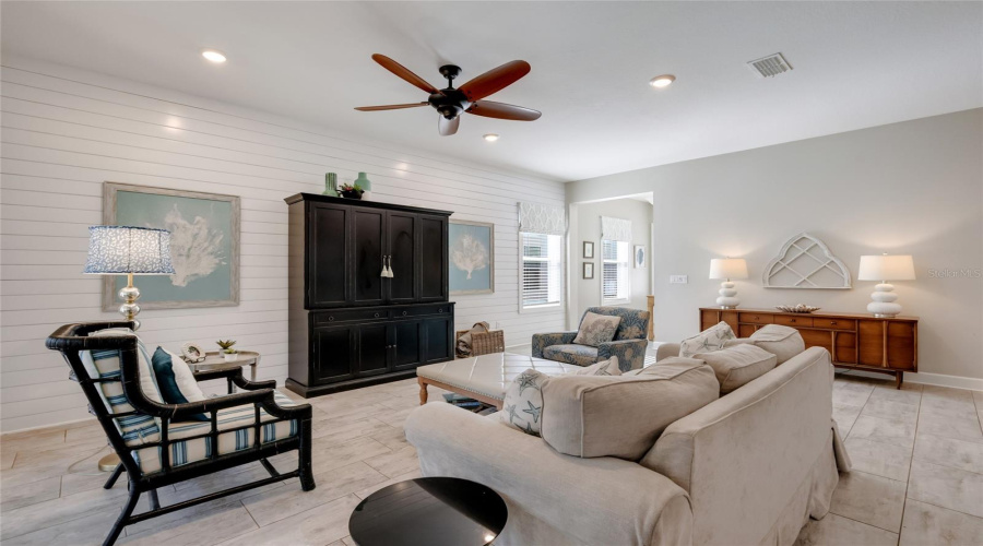 Lakewood Ranch, Florida 34211, 4 Bedroom Bedrooms, ,2 Bathroombathrooms,Residential,For Sale,American Prairie,0,Mfra4703825
