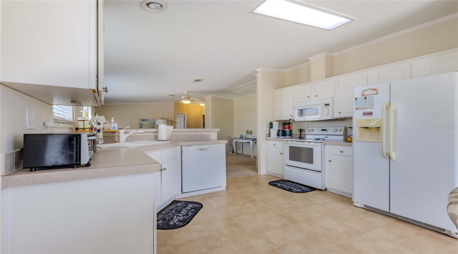 Port Charlotte, Florida 33980, 3 Bedroom Bedrooms, ,2 Bathroombathrooms,Residential,For Sale,Kings,0,Mfrc7529645