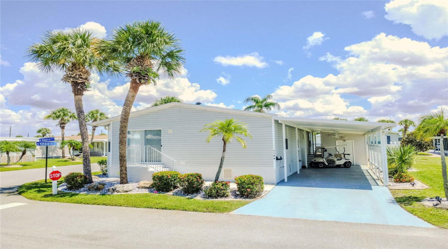 Port Charlotte, Florida 33980, 3 Bedroom Bedrooms, ,2 Bathroombathrooms,Residential,For Sale,Kings,0,Mfrc7529645