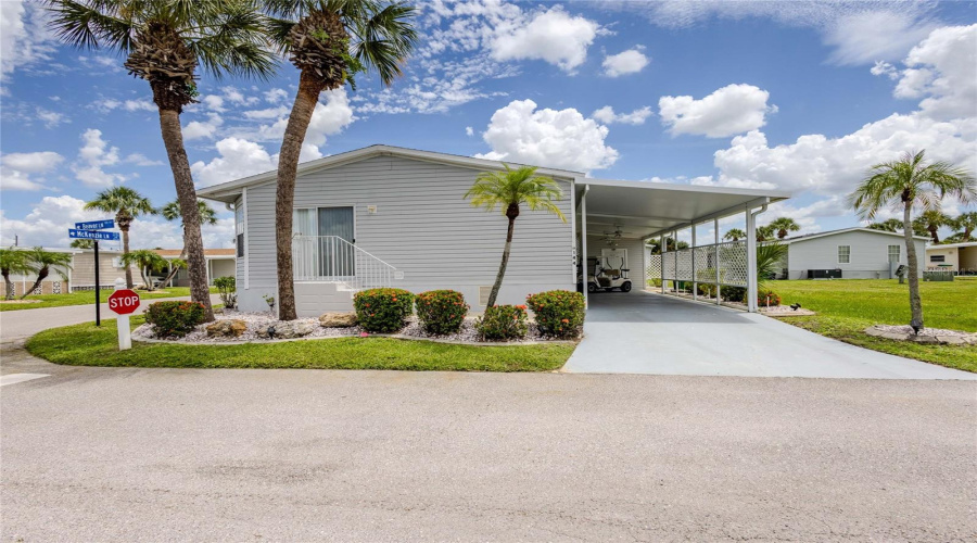 Port Charlotte, Florida 33980, 3 Bedroom Bedrooms, ,2 Bathroombathrooms,Residential,For Sale,Kings,0,Mfrc7529645