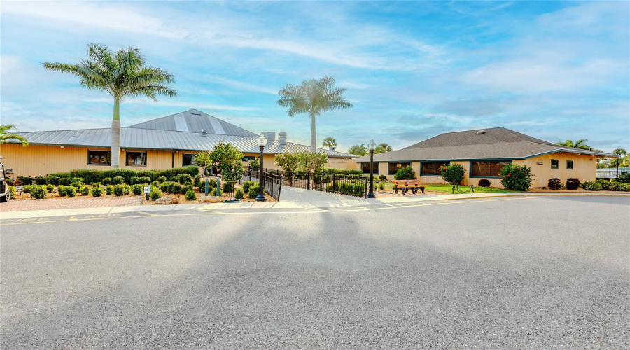 Port Charlotte, Florida 33980, 3 Bedroom Bedrooms, ,2 Bathroombathrooms,Residential,For Sale,Kings,0,Mfrc7529645