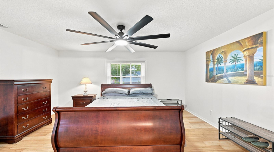 Tampa, Florida 33612, 3 Bedroom Bedrooms, ,2 Bathroombathrooms,Residential,For Sale,Fore,0,Mfrtb8536483