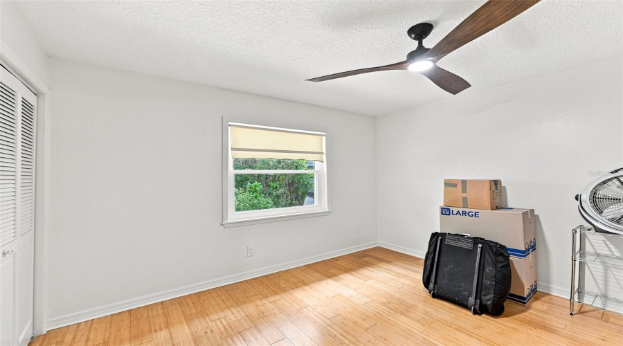 Tampa, Florida 33612, 3 Bedroom Bedrooms, ,2 Bathroombathrooms,Residential,For Sale,Fore,0,Mfrtb8536483
