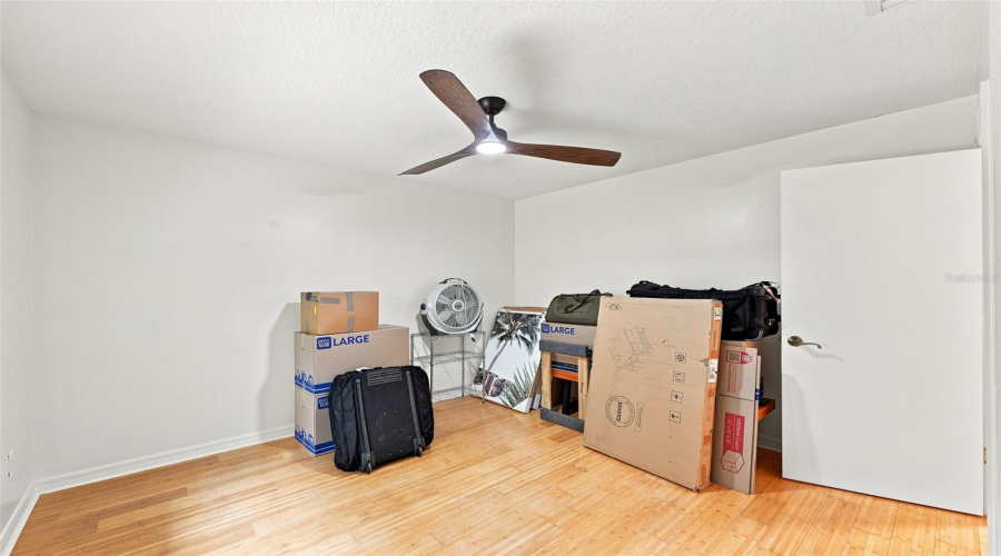 Tampa, Florida 33612, 3 Bedroom Bedrooms, ,2 Bathroombathrooms,Residential,For Sale,Fore,0,Mfrtb8536483