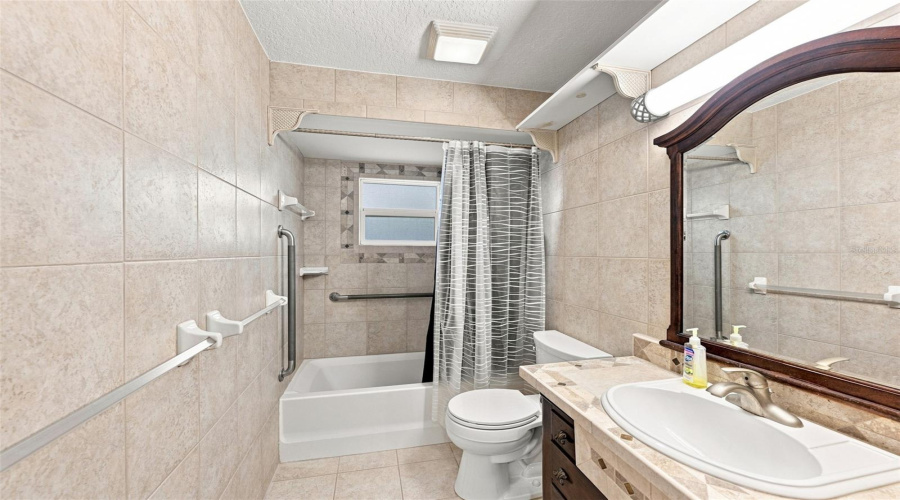 Tampa, Florida 33612, 3 Bedroom Bedrooms, ,2 Bathroombathrooms,Residential,For Sale,Fore,0,Mfrtb8536483
