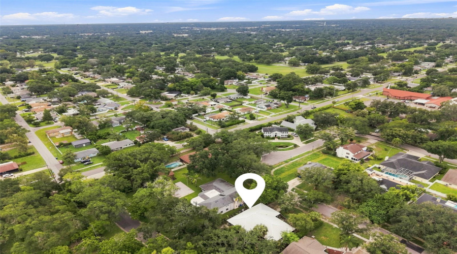 Tampa, Florida 33612, 3 Bedroom Bedrooms, ,2 Bathroombathrooms,Residential,For Sale,Fore,0,Mfrtb8536483