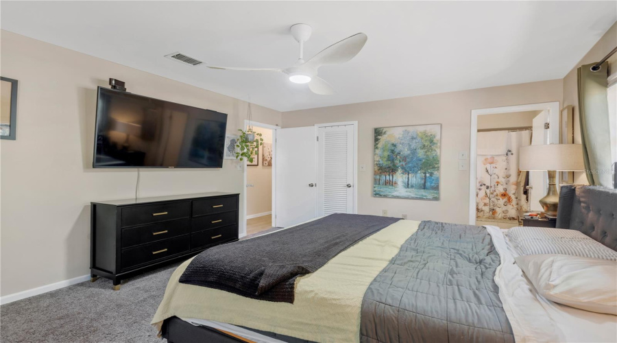 Tampa, Florida 33611, 4 Bedroom Bedrooms, ,2 Bathroombathrooms,Residential,For Sale,Hesperides,0,Mfrtb8507110