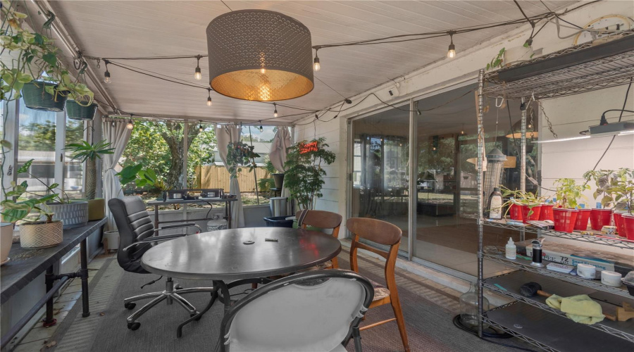 Tampa, Florida 33611, 4 Bedroom Bedrooms, ,2 Bathroombathrooms,Residential,For Sale,Hesperides,0,Mfrtb8507110