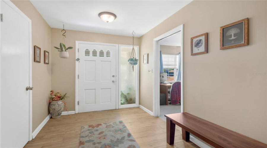 Tampa, Florida 33611, 4 Bedroom Bedrooms, ,2 Bathroombathrooms,Residential,For Sale,Hesperides,0,Mfrtb8507110