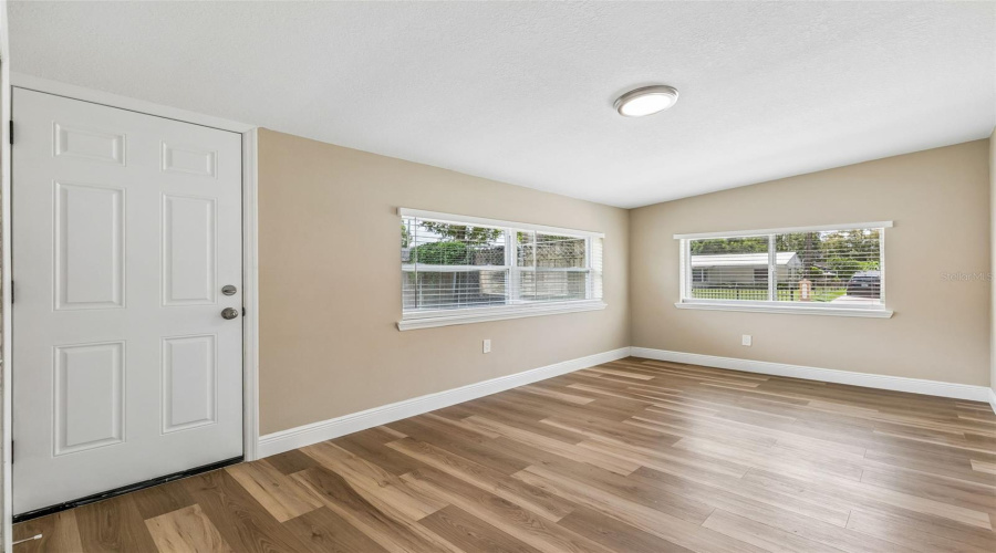 Orlando, Florida 32805, 3 Bedroom Bedrooms, ,2 Bathroombathrooms,Residential,For Sale,Amelia,0,Mfro6436604