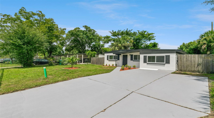 Orlando, Florida 32805, 3 Bedroom Bedrooms, ,2 Bathroombathrooms,Residential,For Sale,Amelia,0,Mfro6436604