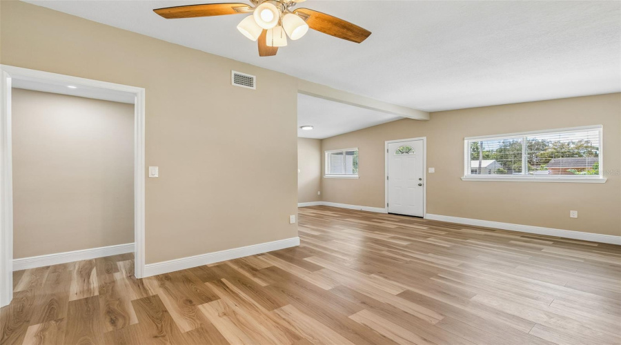 Orlando, Florida 32805, 3 Bedroom Bedrooms, ,2 Bathroombathrooms,Residential,For Sale,Amelia,0,Mfro6436604