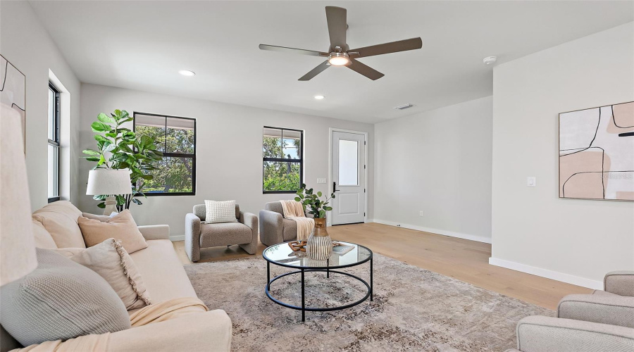 St Petersburg, Florida 33701, 4 Bedroom Bedrooms, ,3 Bathroombathrooms,Residential,For Sale,11Th,0,Mfrtb8515797