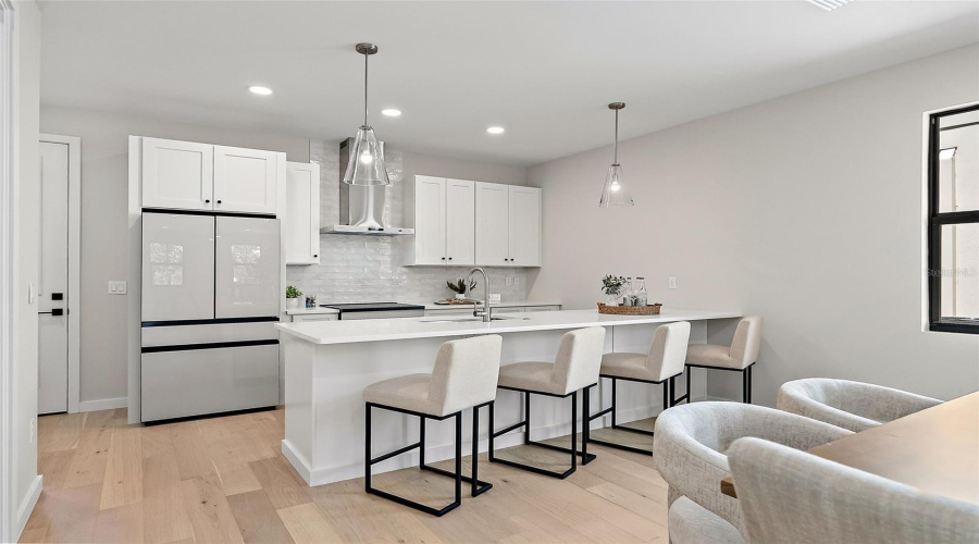 St Petersburg, Florida 33701, 4 Bedroom Bedrooms, ,3 Bathroombathrooms,Residential,For Sale,11Th,0,Mfrtb8515797