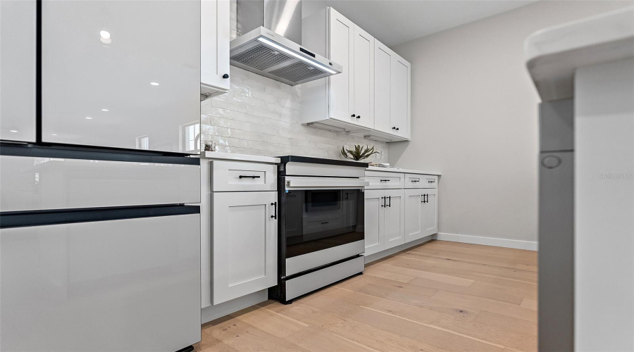 St Petersburg, Florida 33701, 4 Bedroom Bedrooms, ,3 Bathroombathrooms,Residential,For Sale,11Th,0,Mfrtb8515797