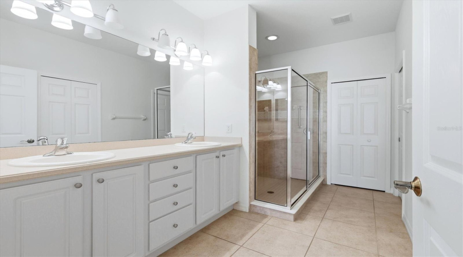 Oversized Walk In Shower